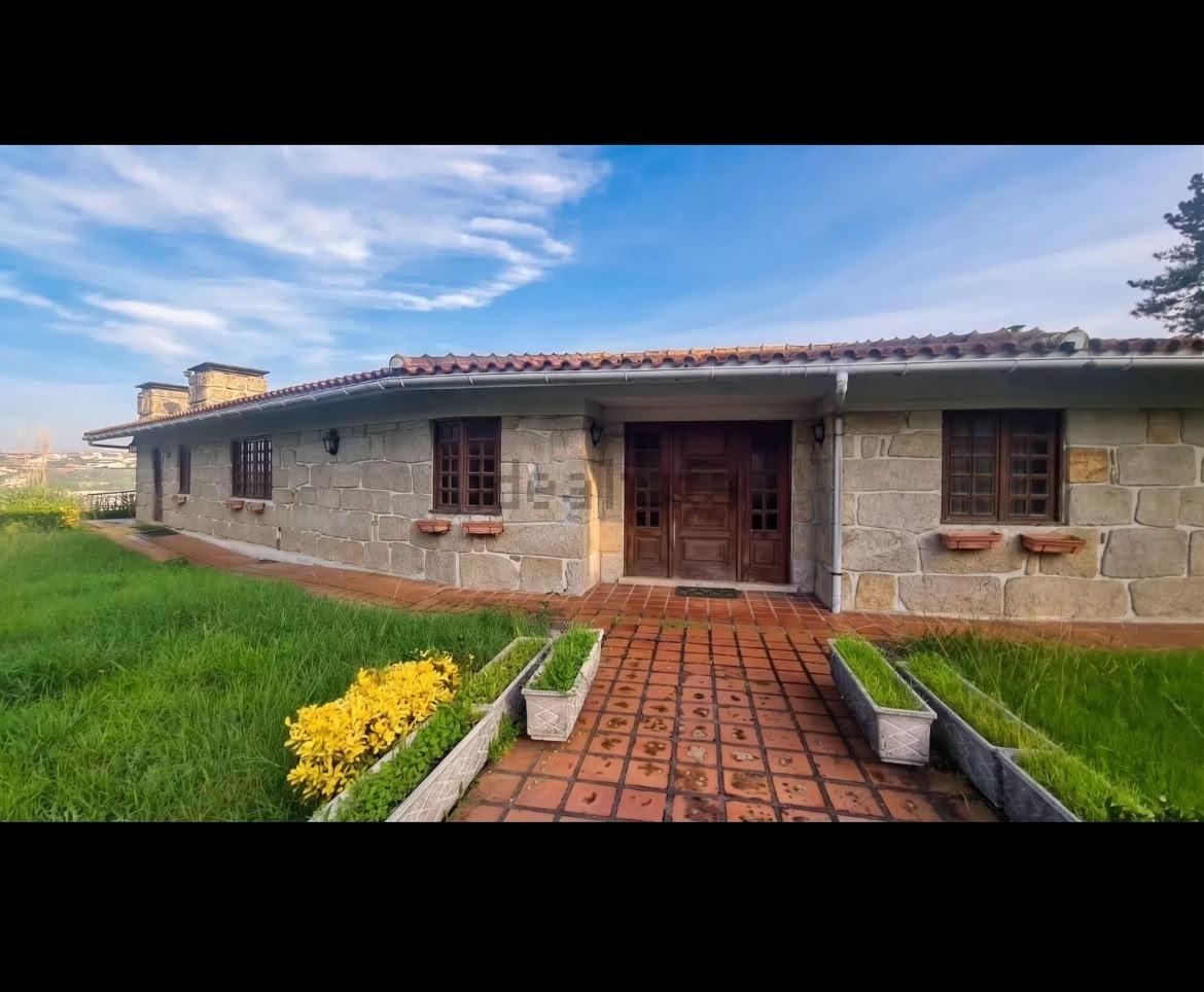 Quinta com Vista Privilegiada sobre o Rio Douro | Oliveira do Douro