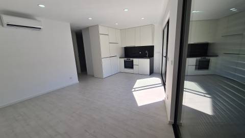 ARRENDAMENTO - Apartamento T1 no centro de Barcelos