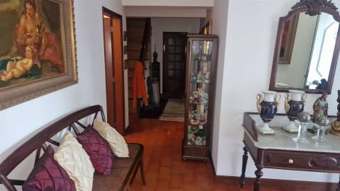 Moradia T4 Venda em Serzedelo,Guimarães