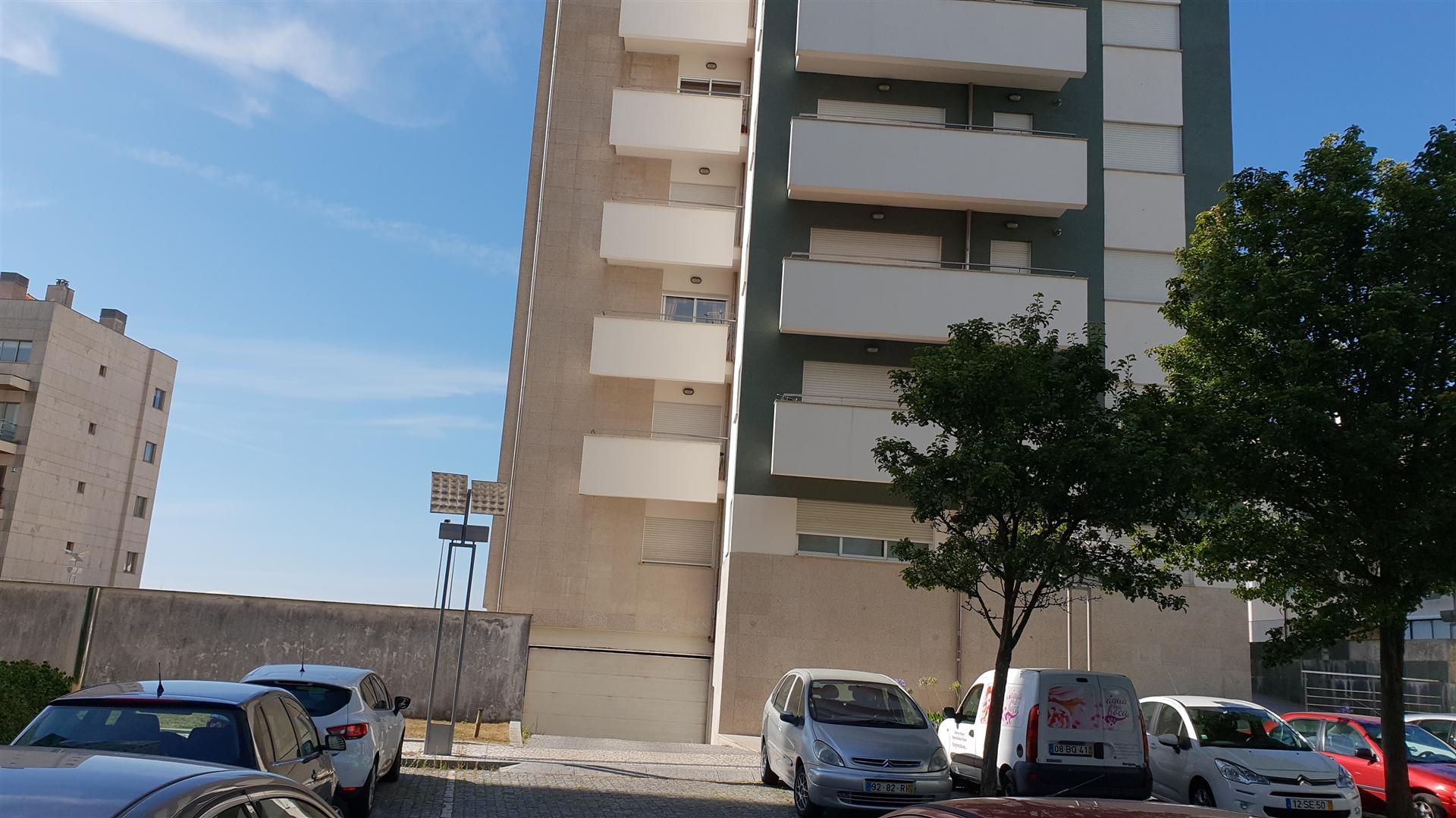 Garagem  Arrendamento em Póvoa de Varzim, Beiriz e Argivai,Póvoa de Varzim
