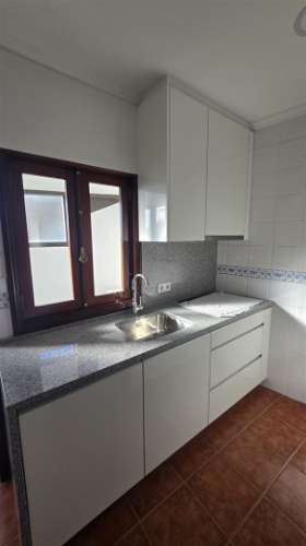 ARRENDAMENTO - Apartamento T3 Duplex Remodelado no Coração da Póvoa de Varzim