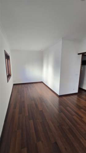 ARRENDAMENTO - Apartamento T3 Duplex Remodelado no Coração da Póvoa de Varzim