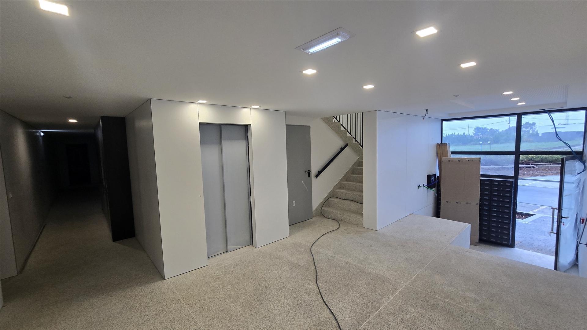 ARRENDAMENTO - Apartamento T1 NOVO na Póvoa de Varzim