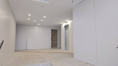 ARRENDAMENTO - Apartamento T1 NOVO na Póvoa de Varzim