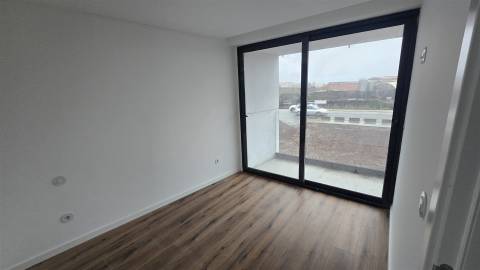 ARRENDAMENTO - Apartamento T1 NOVO na Póvoa de Varzim