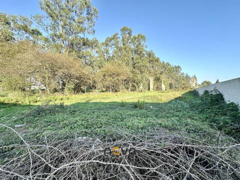 Terreno Urbano com 3350 m2 para construção de moradia. Póvoa de Varzim &#124; Nova imobiliária