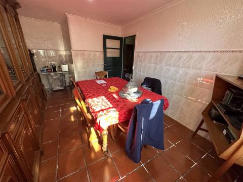 Moradia em lote de 1400m2 na Póvoa de Varzim  NOVA Imobiliária