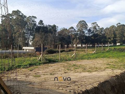 Lote de terreno com 350m2 em Mosteiró, Vila do Conde  NOVA Imobiliária