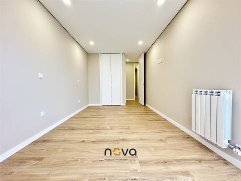 Apartamento T3 remodelado com vistas de mar na Póvoa de Varzim NOVA Imobiliária