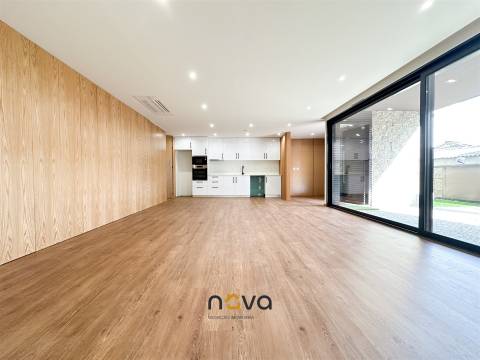 Moradia T3  a 100 metros da praia em Aver-o-Mar