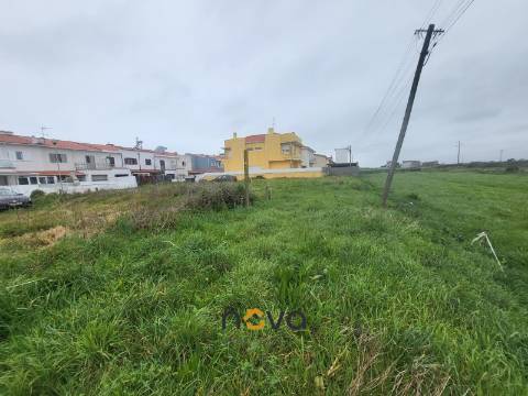Terreno para construção em Aver-o-Mar