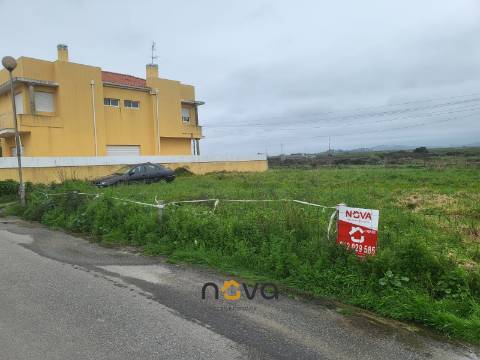 Terreno para construção em Aver-o-Mar