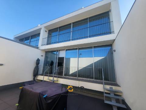 MORADIA T3 EM AVER-O-MAR POVOA DE VARZIM