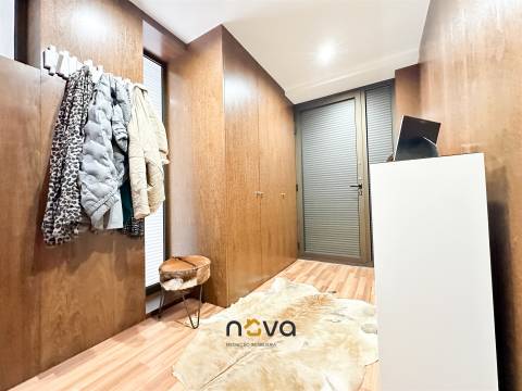 Moradia T3 no centro da cidade da Póvoa de Varzim  NOVA Imobiliária