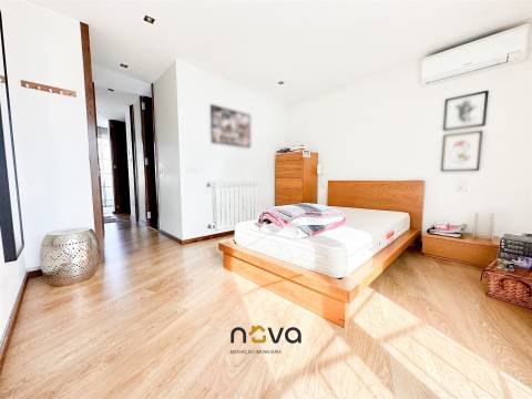 Moradia T3 no centro da cidade da Póvoa de Varzim  NOVA Imobiliária