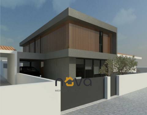 Moradia Geminada T3 em Lavra, Matosinhos