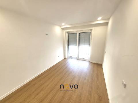 Moradia T3 em primeira linha de mar