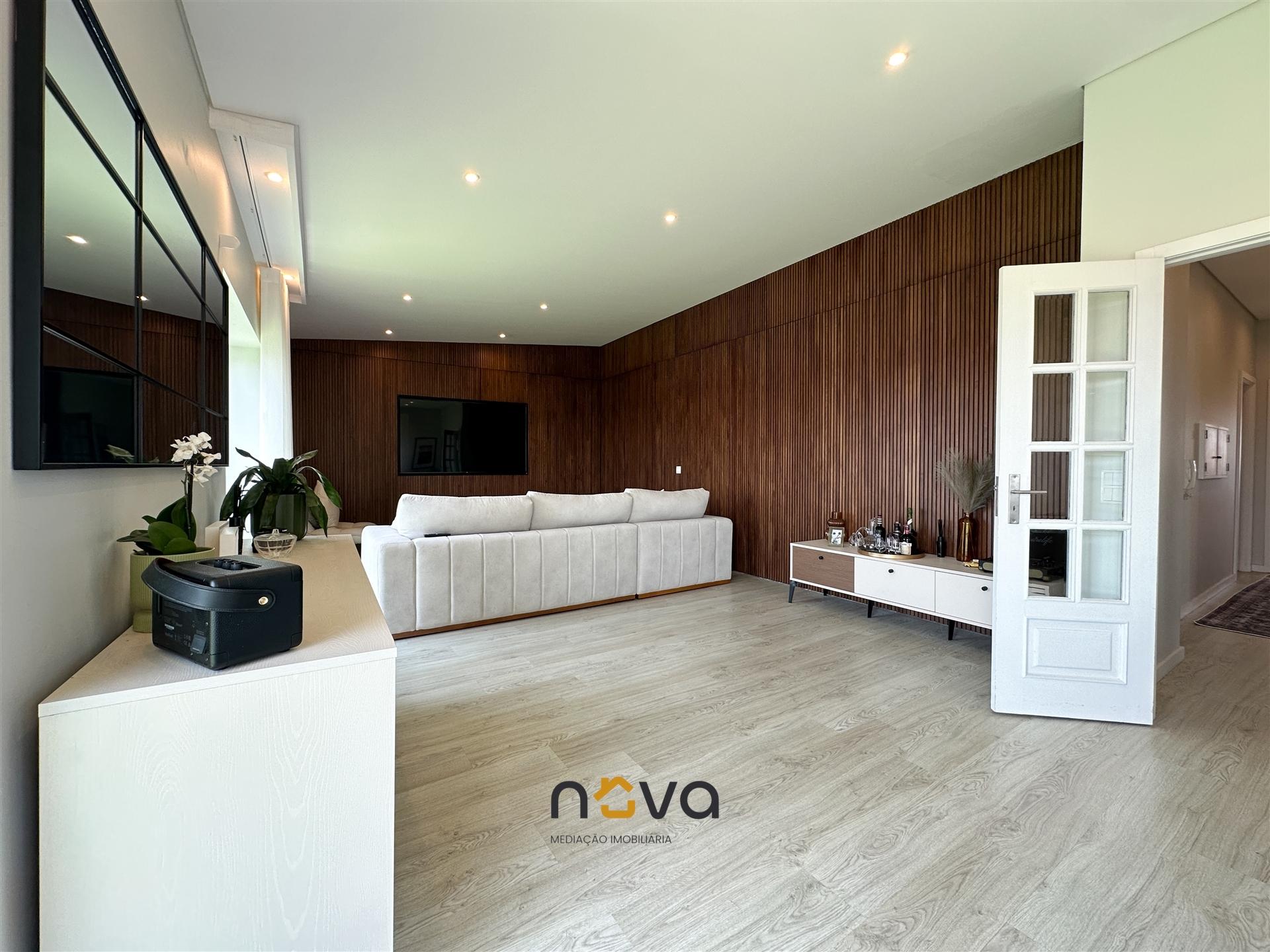 Apartamento T3 no último andar com Terraço e Vista Mar - Vila Chã, Vila do Conde
