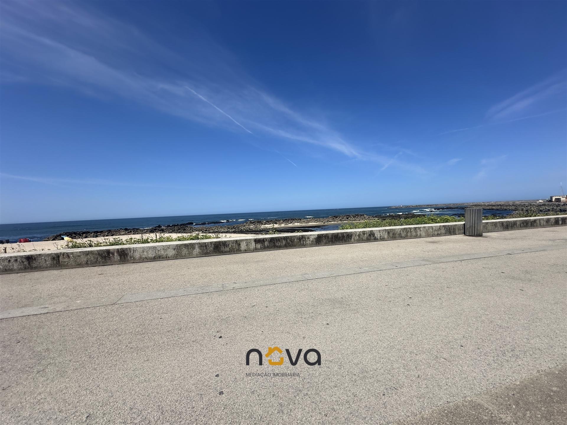 Apartamento T3 com Vista Mar – Primeira Linha de Praia, Vila do Conde &#124; NOVA IMOBILIÁRIA