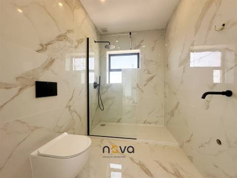 Excelente apartamento T3 situado em primeira linha , Vila Chã, Vila do Conde &#124; NOVA IMOBILIÁRIA