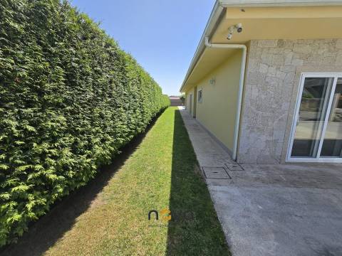 Moradia Térrea de Luxo T3 em Argivai, Póvoa de Varzim