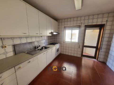 T3 Árvore com vistas de mar