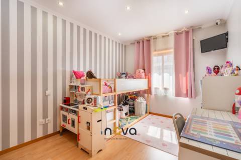 Apartamento T3 Duplex Remodelado - Macieira da Maia