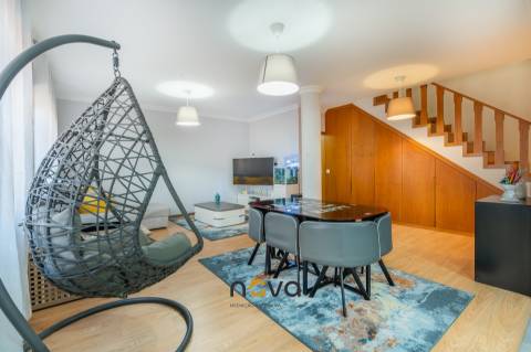 Apartamento T3 Duplex Remodelado - Macieira da Maia