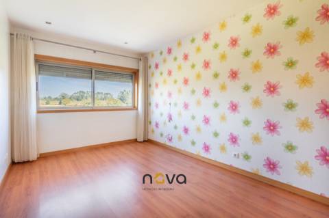 Excelente&#8203;&#8203;&#8203;&#8203;&#8203;&#8203;&#8203; T2 junto ao Estádio do Rio Ave – Oportunidade de Investimento em Vila do Conde