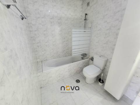 Moradia Bifamiliar T7