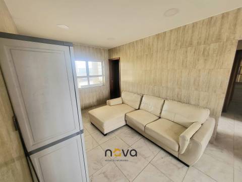 Moradia Bifamiliar T7