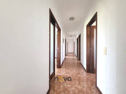 Moradia Bifamiliar T7