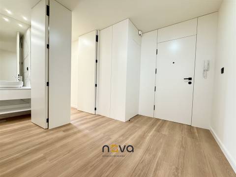 Apartamento T3 Totalmente Remodelado na Póvoa de Varzim.