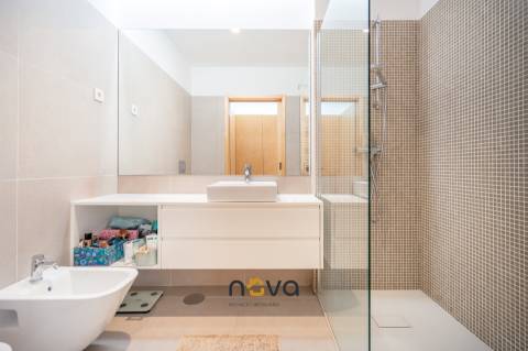 Apartamento T2 na Rua 27 de Fevereiro, Póvoa de Varzim