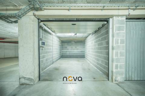 Apartamento T2 na Rua 27 de Fevereiro, Póvoa de Varzim