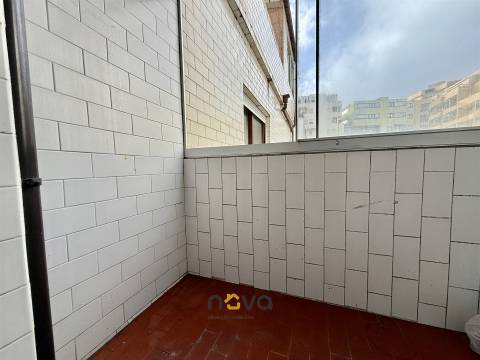 Apartamento T2 para venda, em Aver-o-mar, a 100m da praia