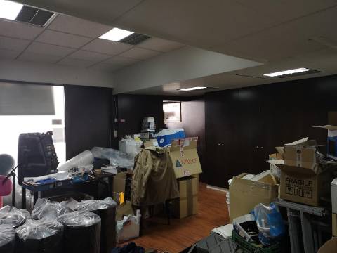 Loja comercial com 82 m2 com montra e boa visibilidade. Póvoa de Varzim | Nova Imobiliária