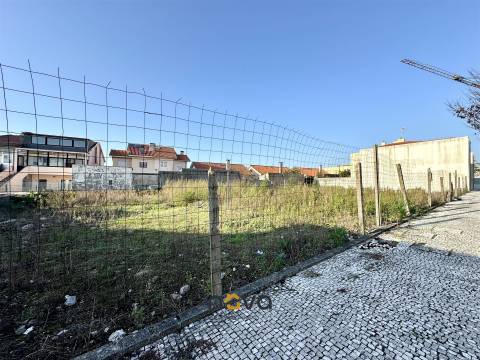Lote de terreno, para construção de moradia, Póvoa de Varzim | Nova Imobiliária