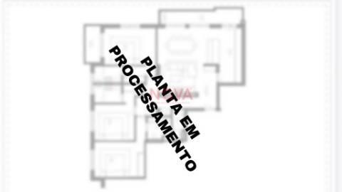 Moradia em banda tipo T4 no centro da cidade | NOVA Imobiliária