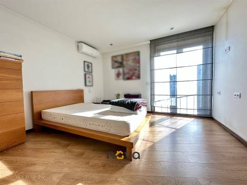 Moradia T3 no centro da cidade da Póvoa de Varzim  NOVA Imobiliária