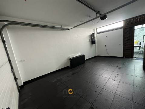 Moradia T3 no centro da cidade da Póvoa de Varzim  NOVA Imobiliária