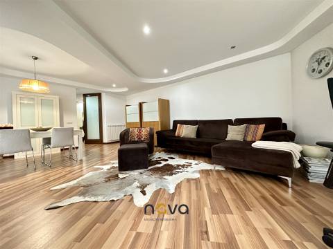 Moradia T3 no centro da cidade da Póvoa de Varzim  NOVA Imobiliária