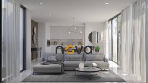 Excelentes moradias T3/ T3+1 de LUXO situadas a 900m da praia | NOVA Imobiliária