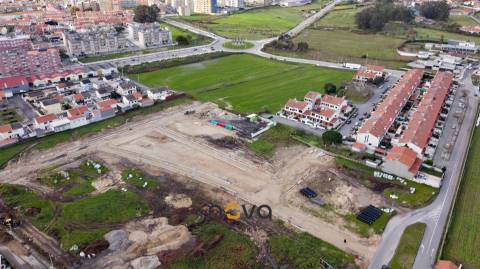 Lote de terreno para construção de moradias na Póvoa de Varzim.