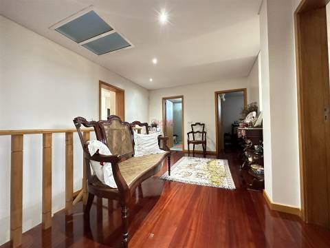 Moradia em lote de 1400m2 na Póvoa de Varzim  NOVA Imobiliária