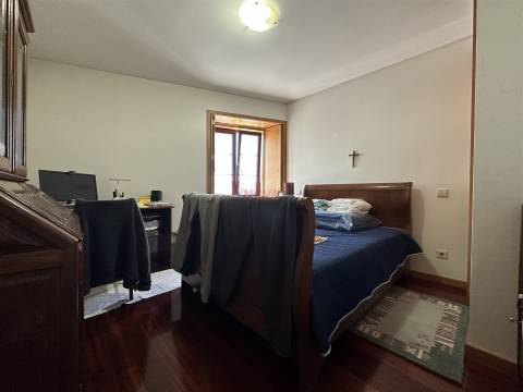 Moradia em lote de 1400m2 na Póvoa de Varzim  NOVA Imobiliária