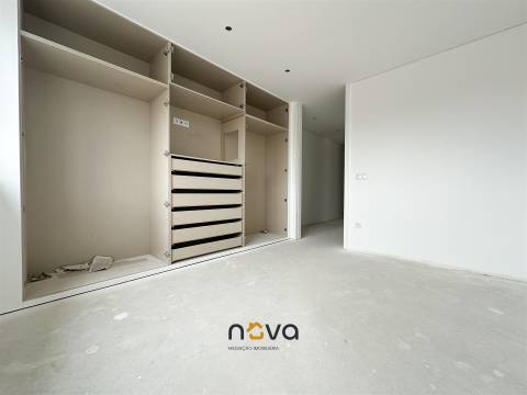 Apartamento T3 Venda em Póvoa de Varzim, Beiriz e Argivai,Póvoa de Varzim