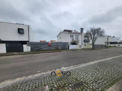 LOTE DE TERRENO EM BEIRIZ