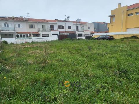 Terreno para construção em Aver-o-Mar