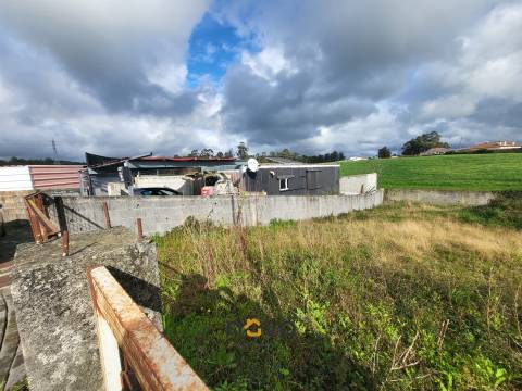 Lote de terreno com 576 m2  em Vila do Conde